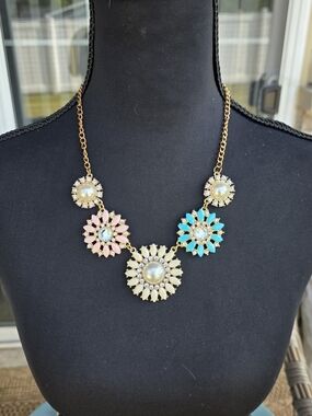 Multicolor Floral Rhinestone Statement Necklace Gold Tone 21"